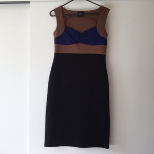 Firuzè dress. Brown and blue on top, black below.
